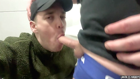 Free Toys Porn Videos - gaypornode.com