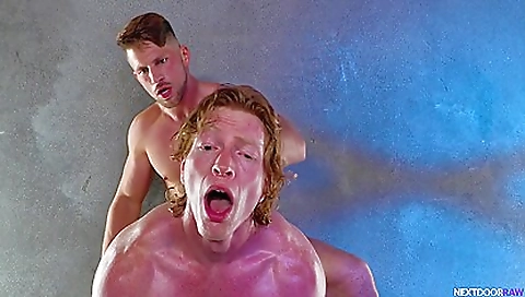 Blonde chick in a hot porn video gets her pussy fucked