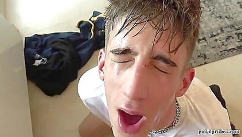 A tattooed teen with a nice body is receiving a dick