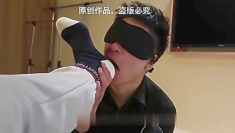 Japanese girl with very big boobs has a nice handjob