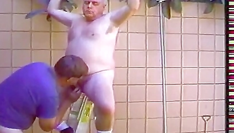 Vintage mature old women show a nice long hairy vagina